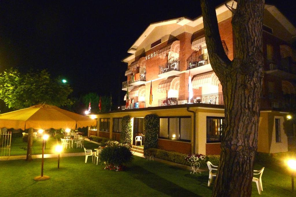 Hotel Versilia Lido di Camaiore Exterior foto
